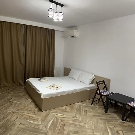 De Silva Daire Mamaia